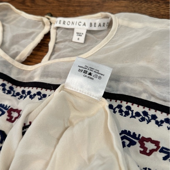 Veronica Beard Tobie Boho Silk White Blouse with Red and Blue Embroidery Size 6 - Picture 10 of 11